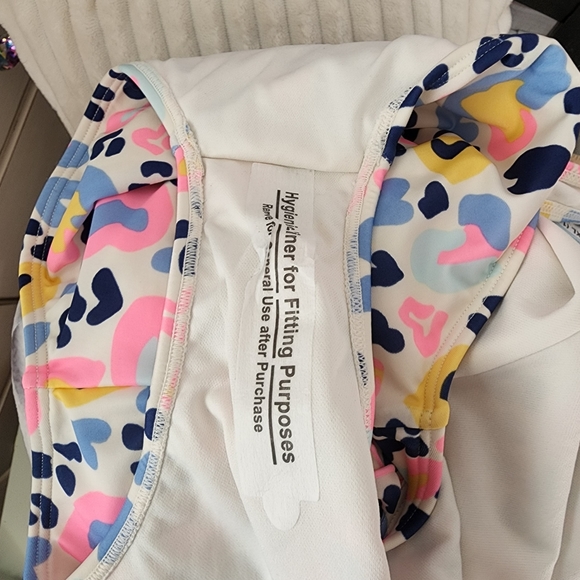 Cat & Jack Girls Swimsuit - Picture 5 of 6